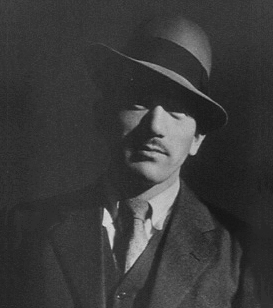 Ozu Yasujirō in 1933